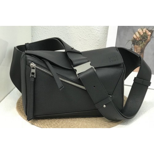 Loewe Small Puzzle Bumbag in Black classic calfskin