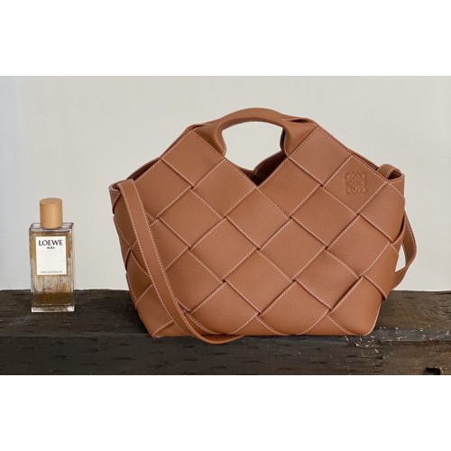 Loewe lagre Brown Leather Woven Basket bag in classic calfskin