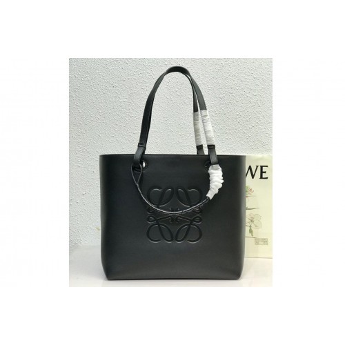 Loewe Medium Anagram Tote Bag in Black classic calfskin Loewe Medium Anagram Tote Bag in Black classic calfskin