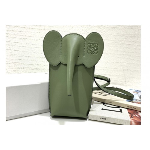 Loewe Elephant Pocket bag in Avocado Green classic calfskin Loewe Elephant Pocket bag in Avocado Green classic calfskin