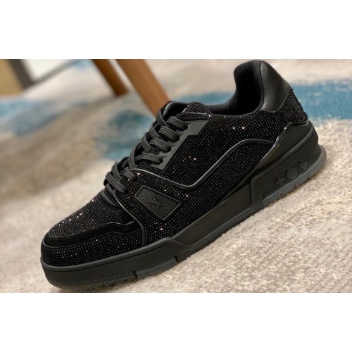 Louis Vuitton 1A815J Trainer sneaker in encrusted with shimmering black crystals