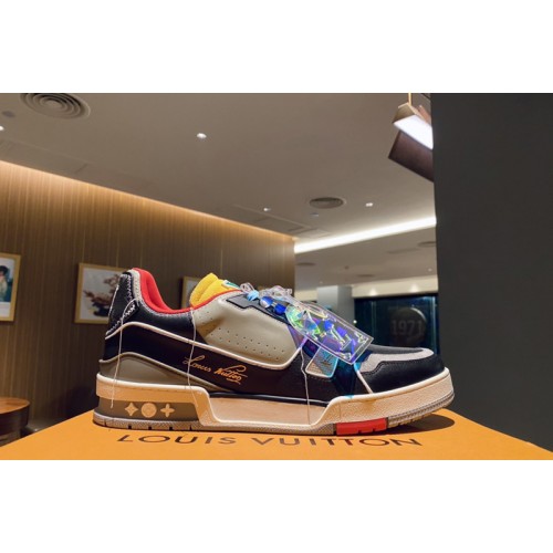 Louis Vuitton 1A8Q99 Trainer sneaker in Red Calf leather