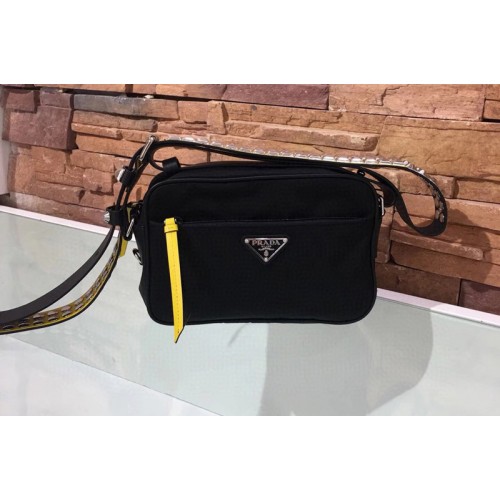 Prada 1BC167 Black Nylon shoulder bag Nylon and calf leather Prada 1BC167 Black Nylon shoulder bag Nylon and calf leather