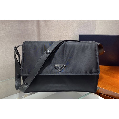 Prada 1BD255 Medium padded Re-Nylon shoulder bag in Black Nylon