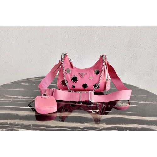 Prada 1BH204 Re-Edition 2005 nylon shoulder bag in Pink Nylon Prada 1BH204 Re-Edition 2005 nylon shoulder bag in Pink Nylon