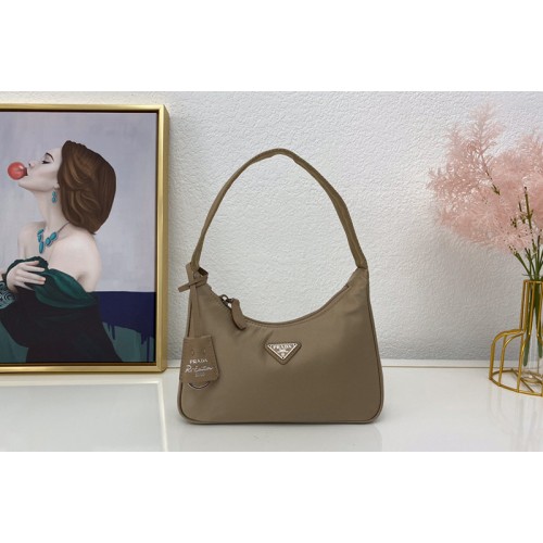 Prada 1NE515 Re-Edition 2000 nylon mini-bag in Apricot Nylon Prada 1NE515 Re-Edition 2000 nylon mini-bag in Apricot Nylon