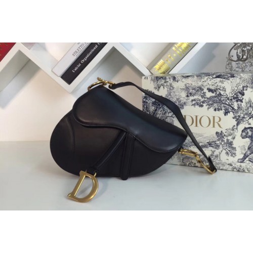 Dior M0446 Saddle bag in Black embossed Grained calfskin Leather Dior M0446 Saddle bag in Black embossed Grained calfskin Leather