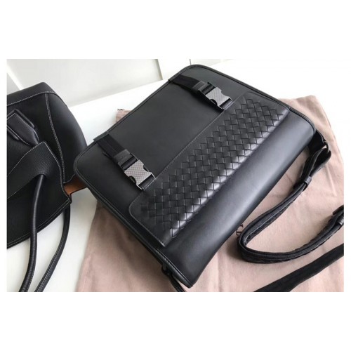 Bottega Veneta Messenger bag IN Black Intrecciato Leather