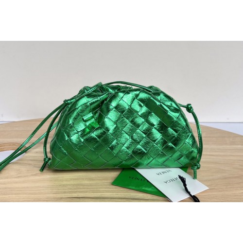 Bottega Veneta Mini Pouch in Green Leather Bottega Veneta Mini Pouch in Green Leather