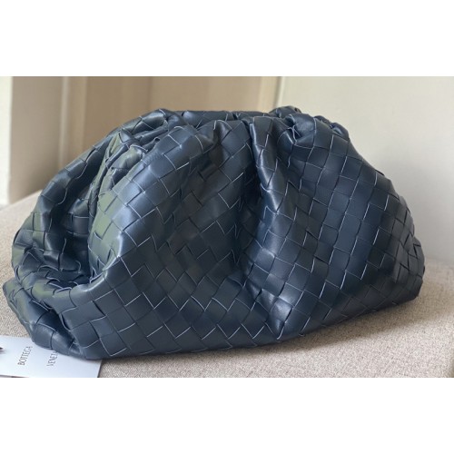 Bottega Veneta pouch bag Soft voluminous clutch in Blue woven leather Bottega Veneta pouch bag Soft voluminous clutch in Blue woven leather