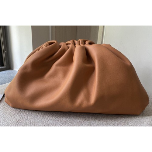 Bottega Veneta pouch bag Soft oversize clutch in Caramel Nappa leather