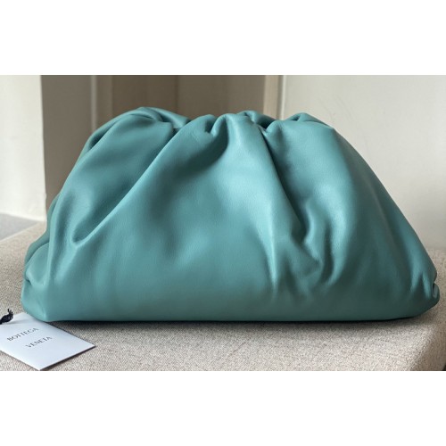 Bottega Veneta pouch bag Soft oversize clutch in Blue Nappa leather Bottega Veneta pouch bag Soft oversize clutch in Blue Nappa leather