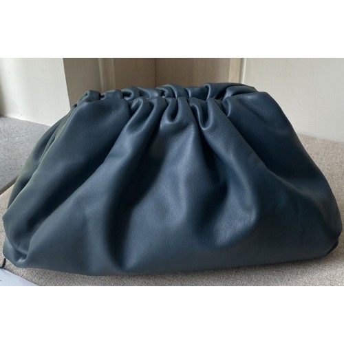 Bottega Veneta pouch bag Soft oversize clutch in Blue Nappa leather Bottega Veneta pouch bag Soft oversize clutch in Blue Nappa leather
