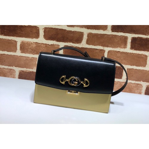 Gucci Zumi smooth leather small shoulder bag in Black and beige smooth leather