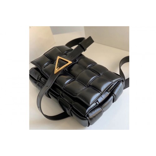 Bottega Veneta padded cassette bag in Black Lambskin Leather With Gold Hardware Bottega Veneta padded cassette bag in Black Lambskin Leather With Gold Hardware