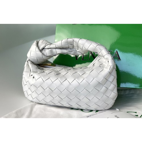 Bottega Veneta Mini Jodie Rounded hobo bag in White Intrecciato leather