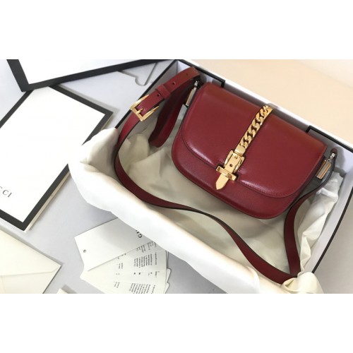 Gucci Sylvie 1969 mini shoulder bag in Red textured leather