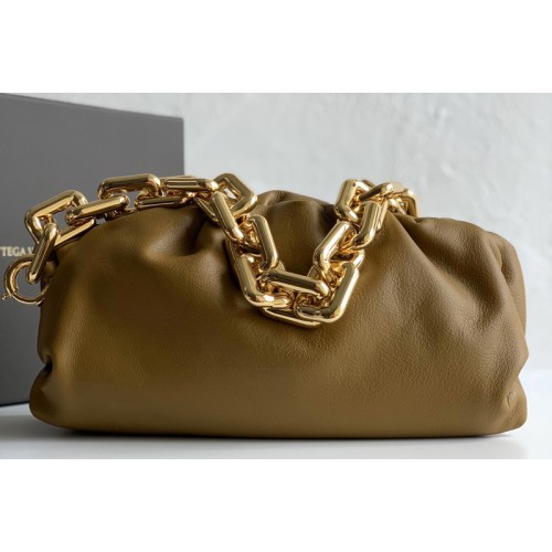 Bottega Veneta BV The Chain Pouch Shoulder bag in Apricot Calfskin Leather