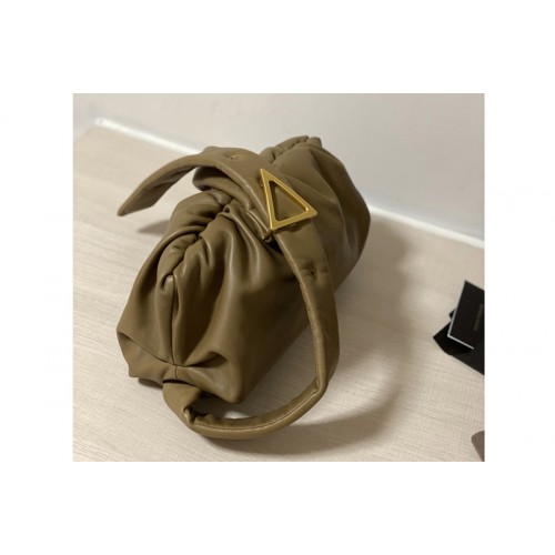 Bottega Veneta BV The Body Pouch Belt bag in Green Lambskin Leather