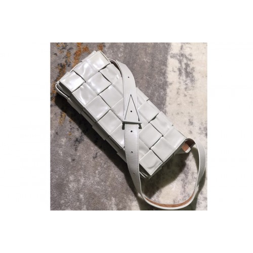 Bottega Veneta Crossbody bag in White Calfskin leather