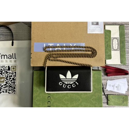 adidas x Gucci wallet with chain in Black and white leather adidas x Gucci wallet with chain in Black and white leather