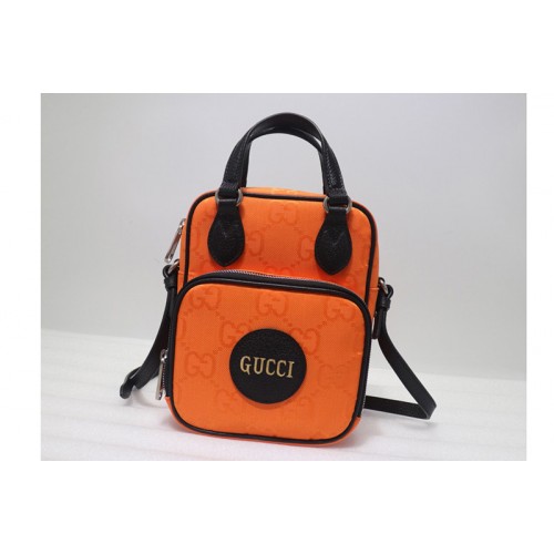 Gucci Off The Grid shoulder bag in Orange nylon Gucci Off The Grid shoulder bag in Orange nylon