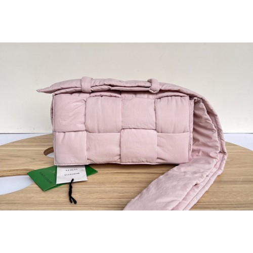 Bottega Veneta Padded tech cassette cross-body bag in Pink nylon