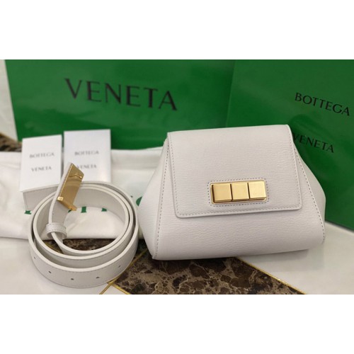 Bottega Veneta Mini belt bag in White textured leather