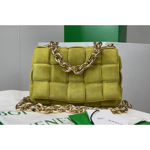 Bottega Veneta The Chain Cassette Cross-body bag in maxi Kiwi Intrecciato suede cashmere