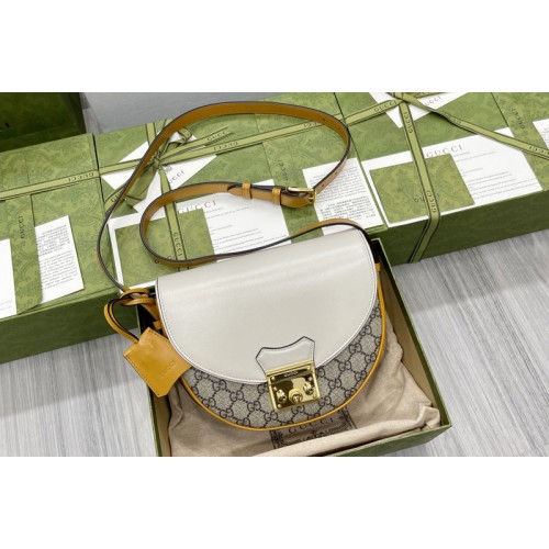 Gucci Padlock small shoulder bag in Beige and ebony Supreme Gucci Padlock small shoulder bag in Beige and ebony Supreme