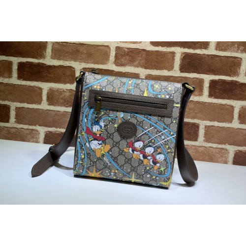 Gucci Disney x Gucci Donald Duck messenger bag in Beige and ebony Supreme canvas