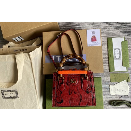 Gucci Diana mini python tote bag in Red colored python