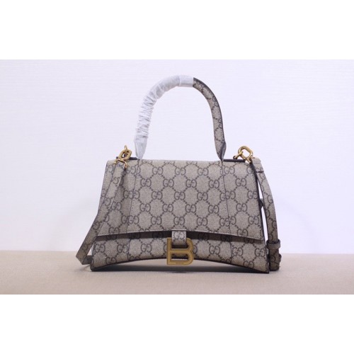 Gucci x Balenciaga Large Hobo Bag in Supreme Canvas Gucci x Balenciaga Large Hobo Bag in Supreme Canvas