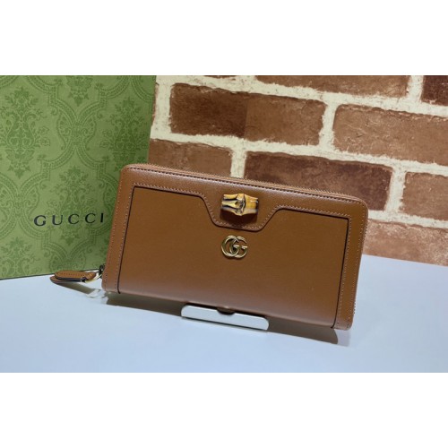 Gucci Diana continental wallet in Brown leather