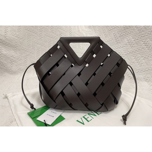 Bottega Veneta Point Intreccio leather top handle bag in Fondant Intreccio leather Bottega Veneta Point Intreccio leather top handle bag in Fondant Intreccio leather