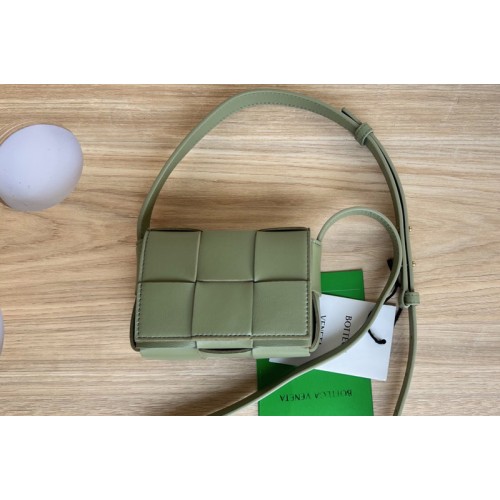 Bottega Veneta Cassette mini bag in Travertine intrecciato leather Bottega Veneta Cassette mini bag in Travertine intrecciato leather