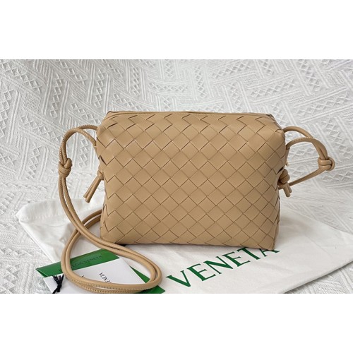 Bottega Veneta Loop cross-body mini bag in Apricot Intrecciato leather Bottega Veneta Loop cross-body mini bag in Apricot Intrecciato leather