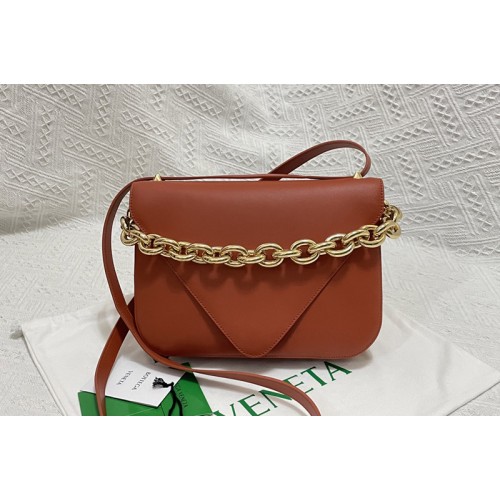 Bottega Veneta Mount Leather envelope bag in Maple Leather