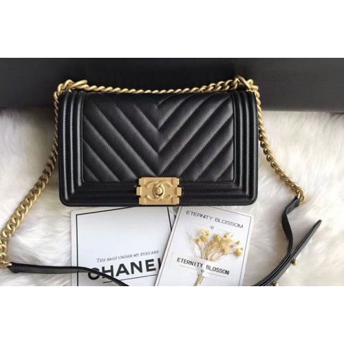 Chanel Le Boy Original Chevron Black Leather Shoulder Bags 67086 Gold Chain
