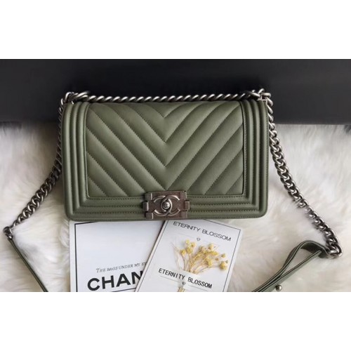 Chanel Le Boy Original Chevron Dark Green Leather Shoulder Bags 67086 Silver Chain