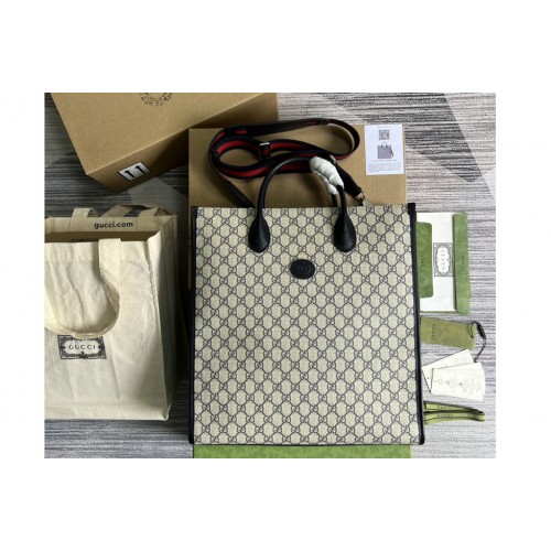 Gucci Medium tote with Interlocking G in Beige and blue Supreme canvas