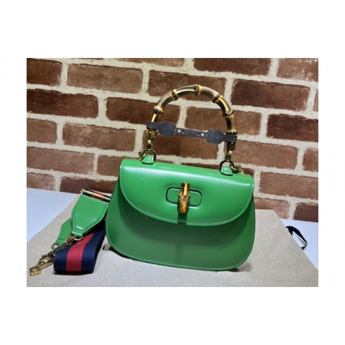 Gucci Small top handle bag with Bamboo in Green leather