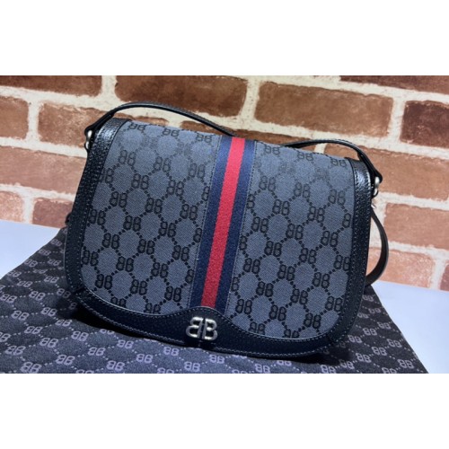 Gucci x Balenciaga Womens Hacker Medium Shoulder Bag in black and dark grey canvas jacquard Gucci x Balenciaga Womens Hacker Medium Shoulder Bag in black and dark grey canvas jacquard