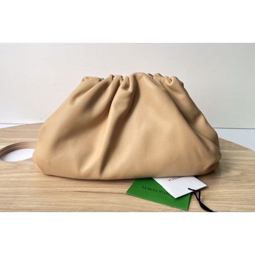 Bottega Veneta Teen leather clutch in Almond Calfskin Bottega Veneta Teen leather clutch in Almond Calfskin