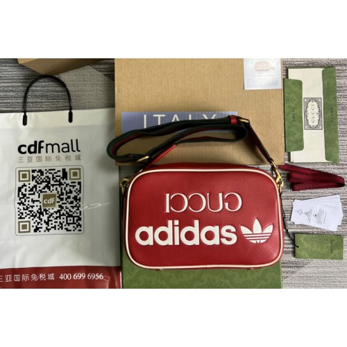 adidas x Gucci small shoulder bag in Red leather adidas x Gucci small shoulder bag in Red leather