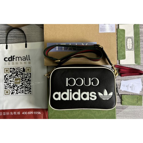 adidas x Gucci small shoulder bag in Black leather adidas x Gucci small shoulder bag in Black leather