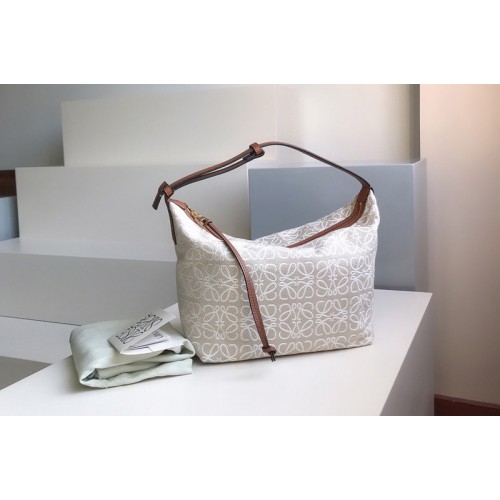 Loewe Cubi bag in Anagram jacquard and calfskin Loewe Cubi bag in Anagram jacquard and calfskin