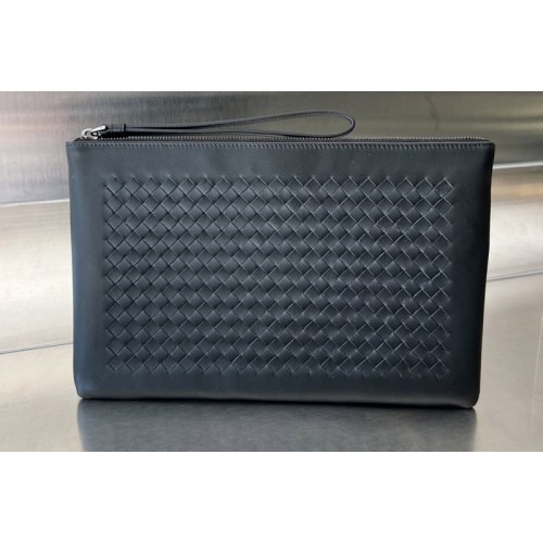 Bottega Veneta Pouch Bag in Black Leather