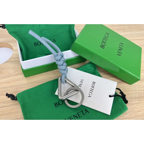 Bottega Veneta Triangle Key Ring in Blue