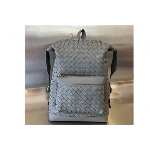 Bottega Veneta Small Intrecciato Backpack in Grey leather Bottega Veneta Small Intrecciato Backpack in Grey leather